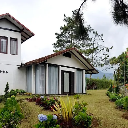 Villa Istana Bunga-2